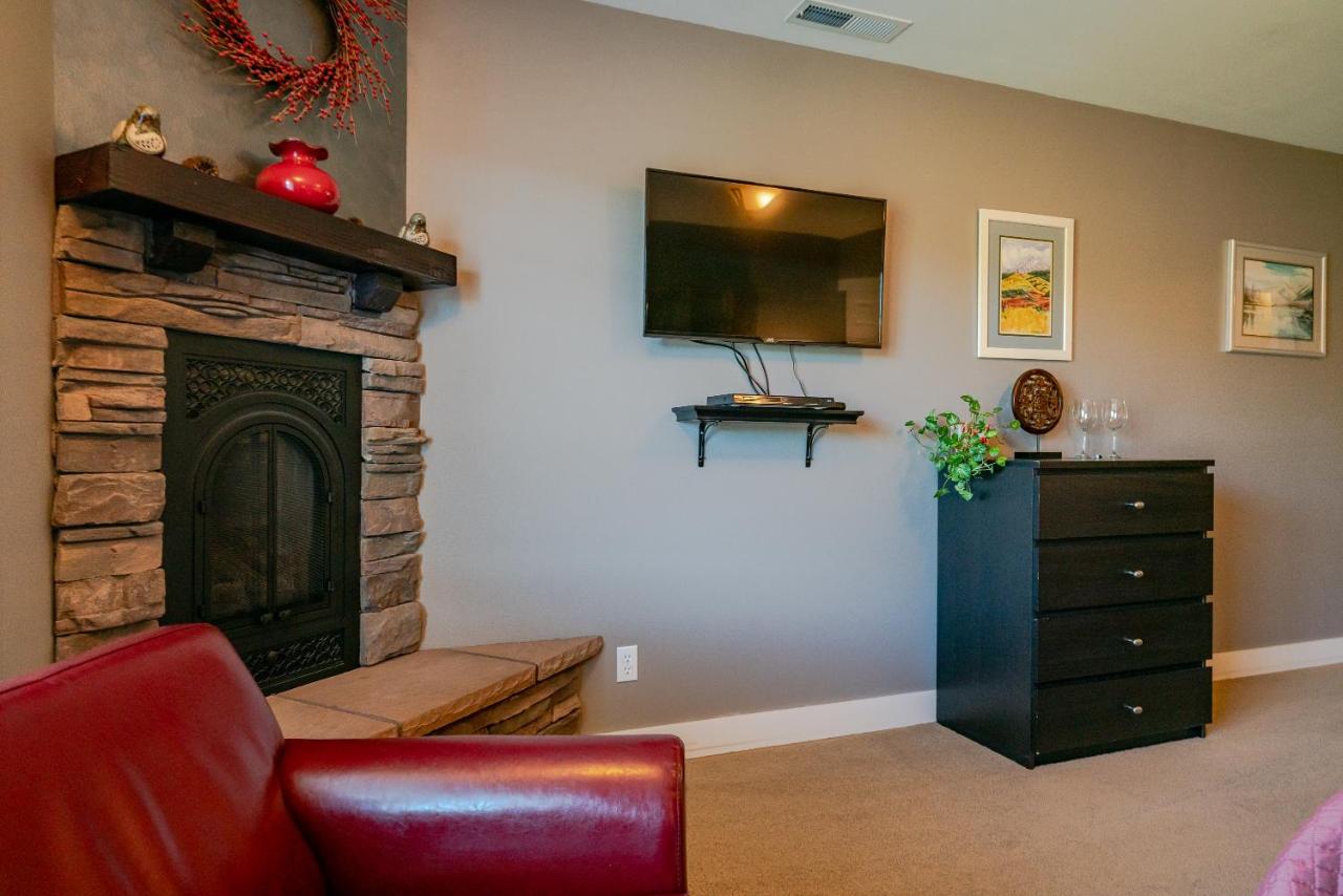 | Granite Hills Inn