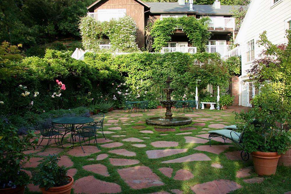 | Inn at Occidental