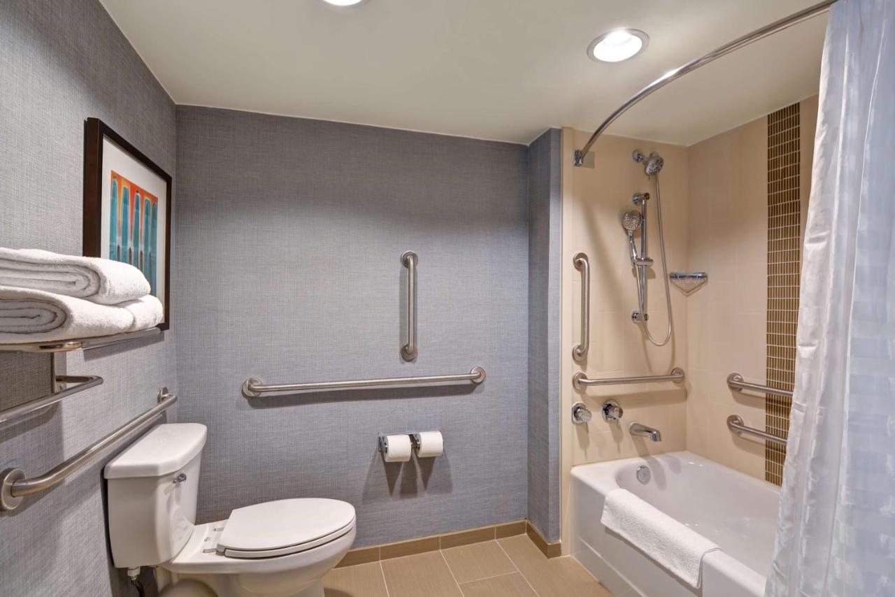  | Hyatt Place Birmingham/Hoover