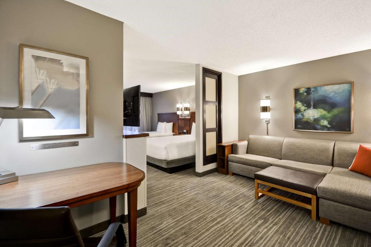 | Hyatt Place Columbus Worthington