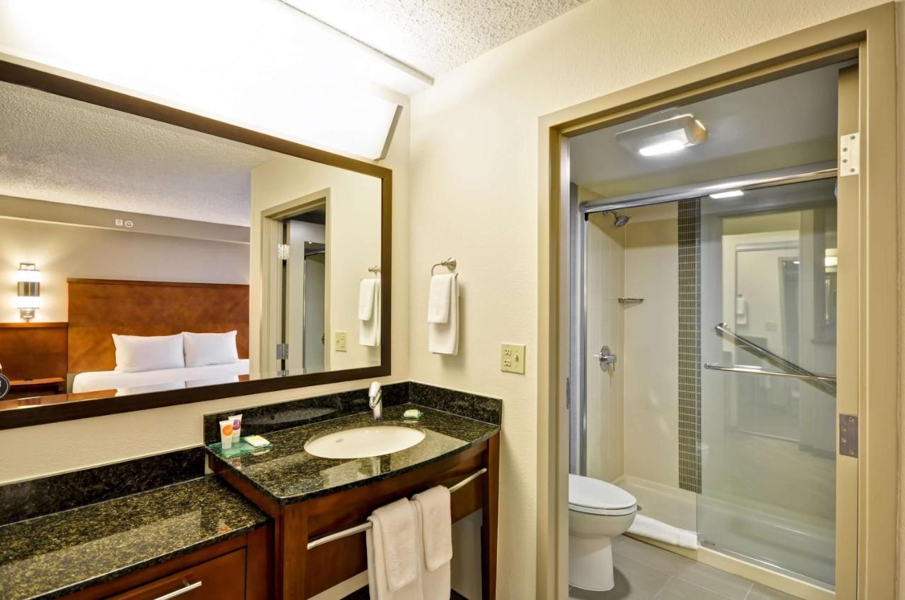 King Room with Sofabed at Hyatt Place Albuquerque/Uptown