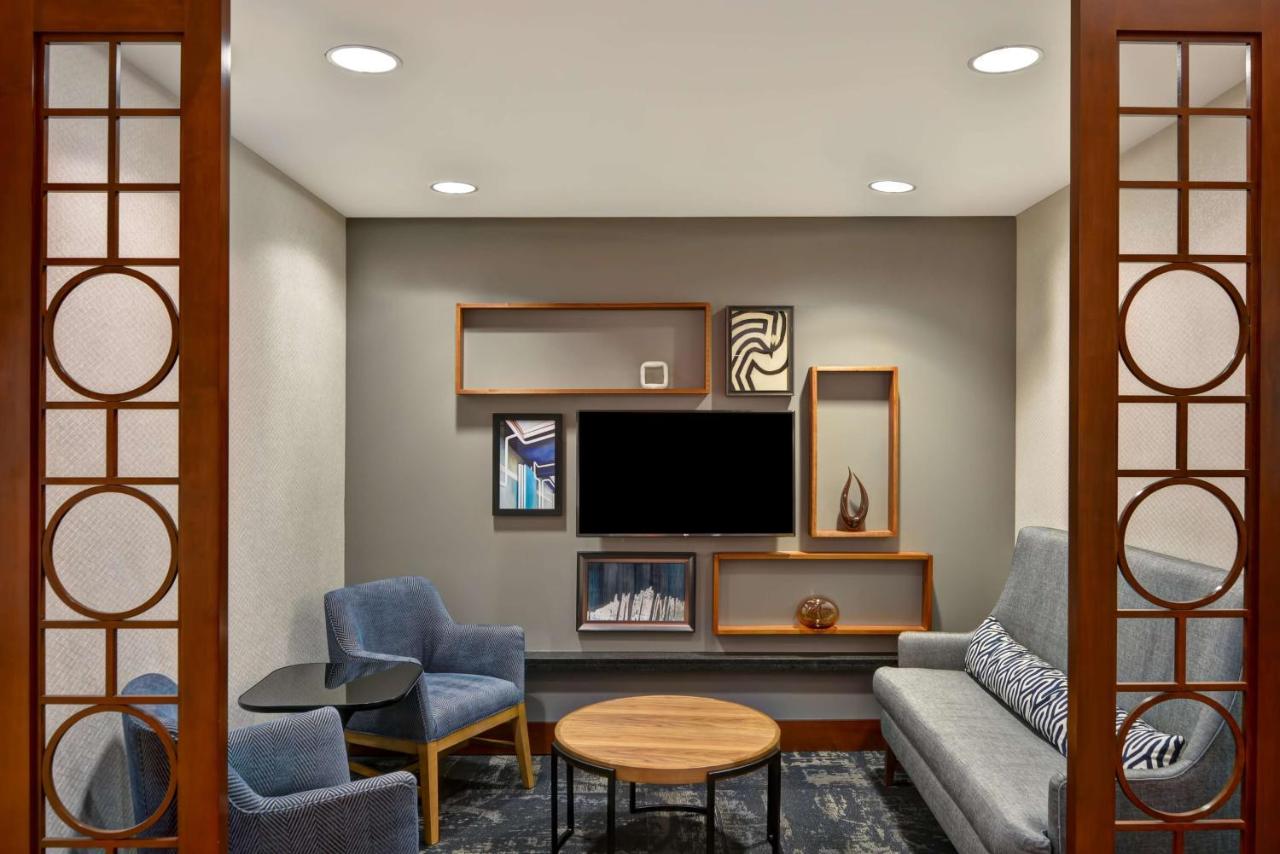 | Hyatt Place Birmingham/Hoover