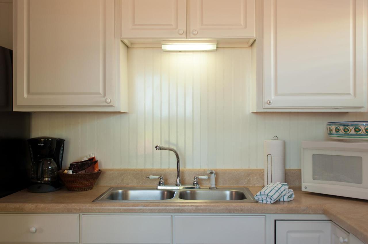  | Beach Place Guesthouses