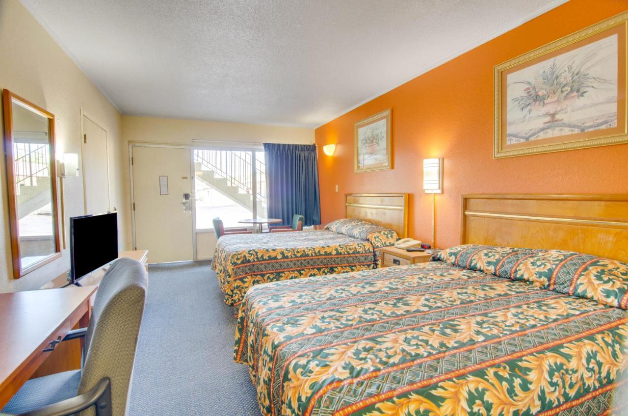 | Scottish Inns Collinsville - Martinsville