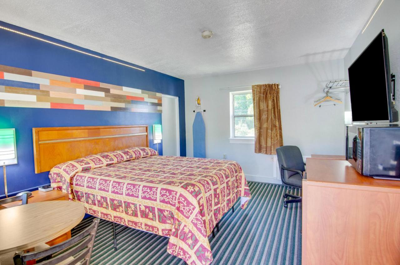 | Scottish Inns Collinsville - Martinsville