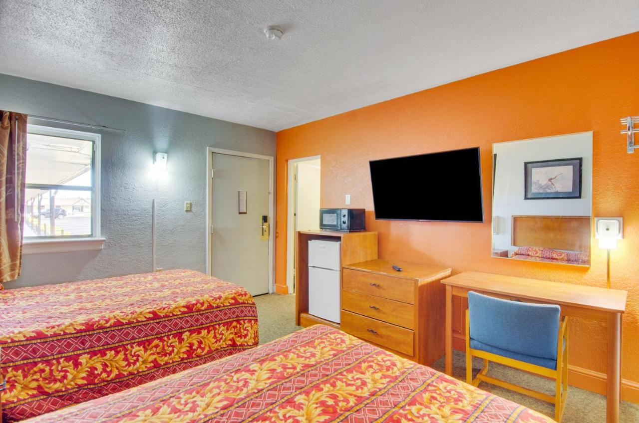 | Scottish Inns Collinsville - Martinsville