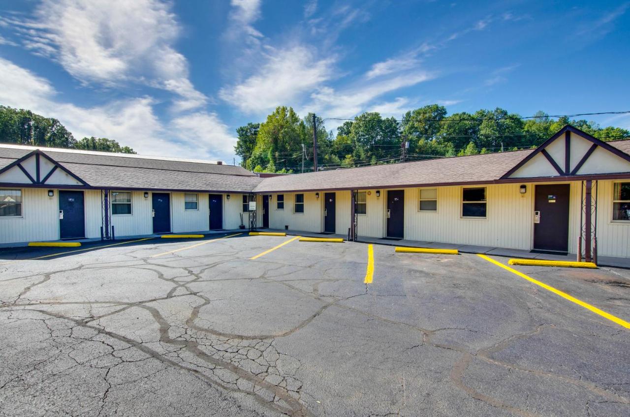 | Scottish Inns Collinsville - Martinsville