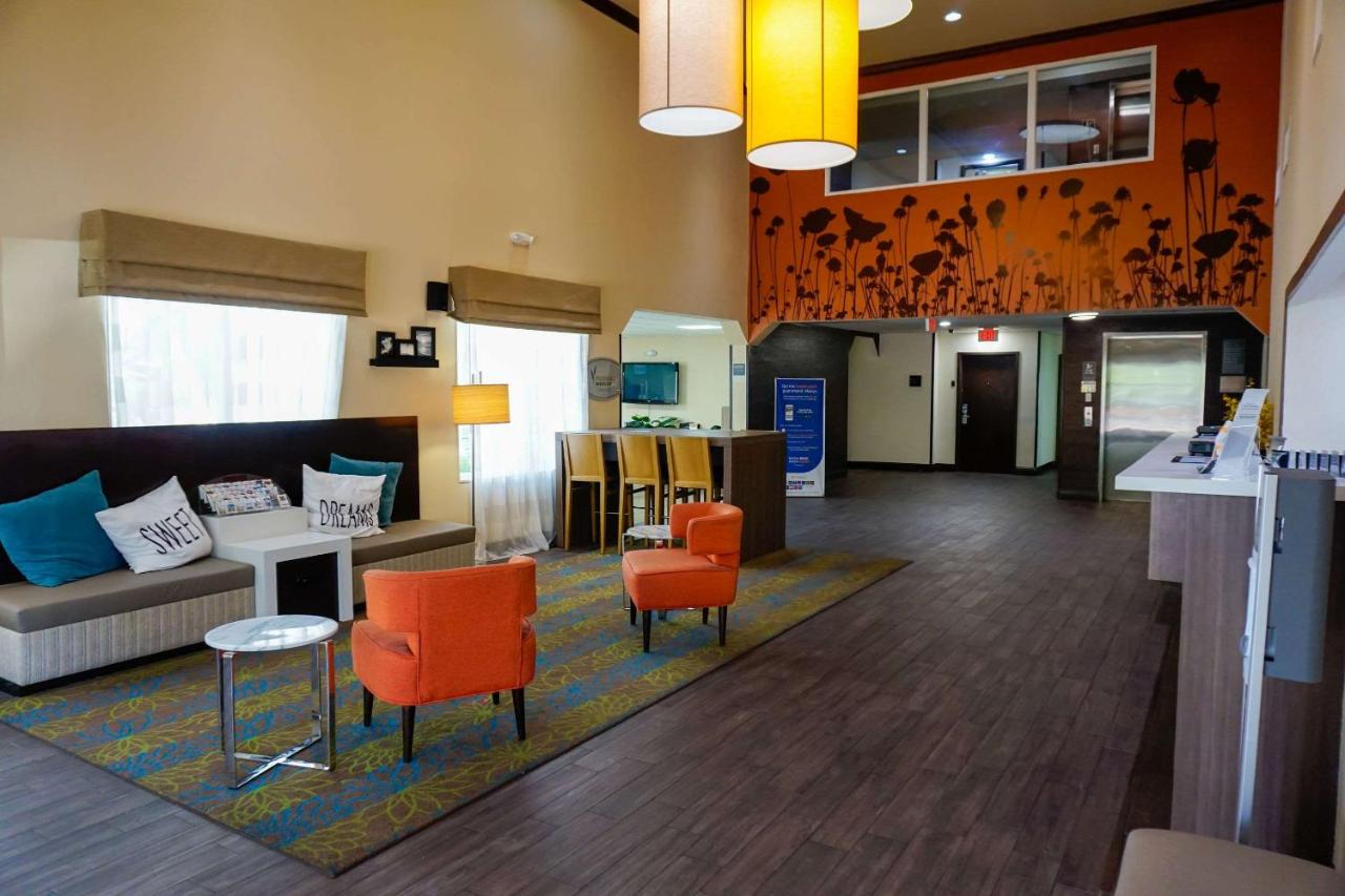 | Sleep Inn & Suites Dania Beach