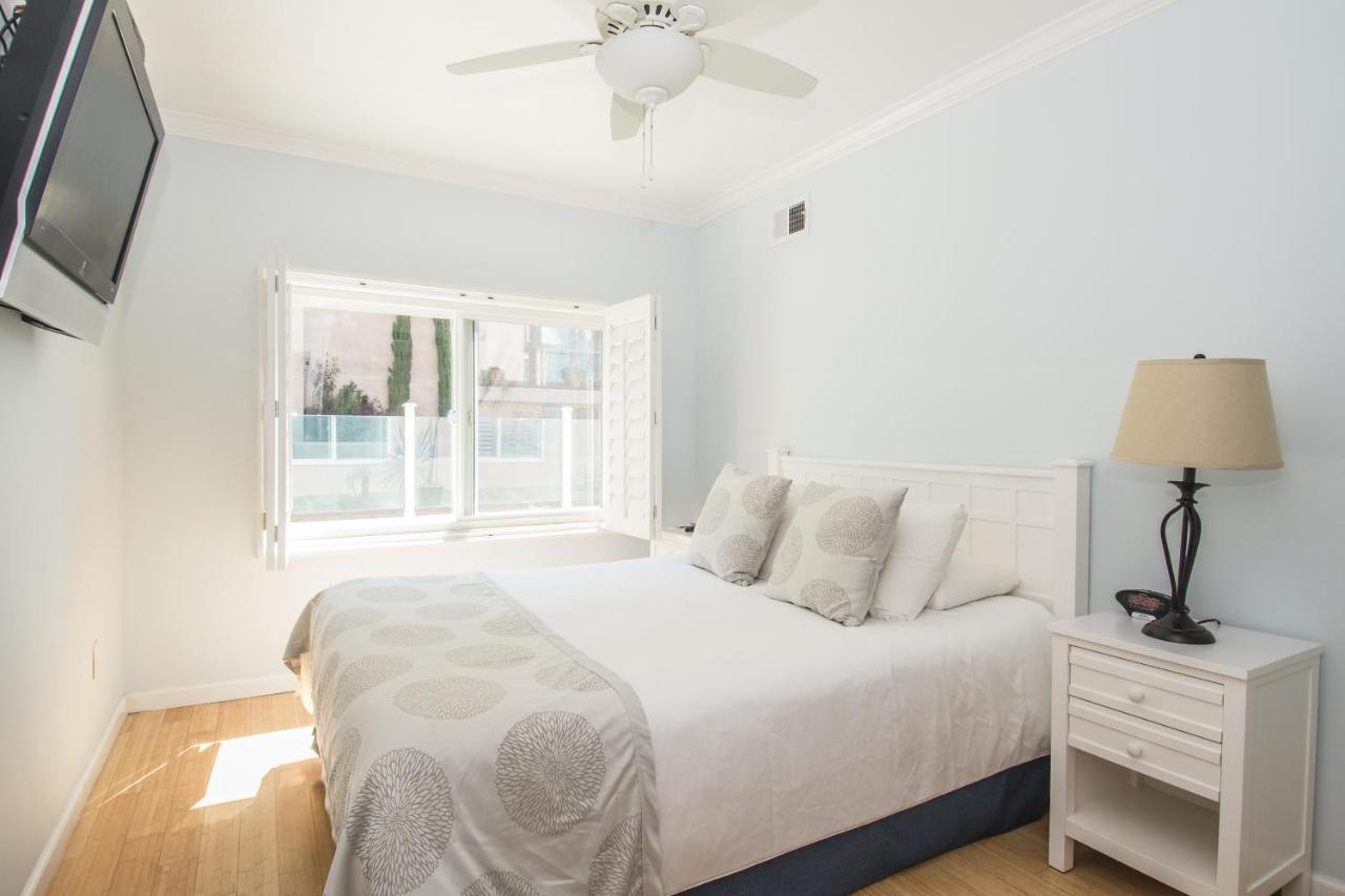 | Venice on the Beach Hotel