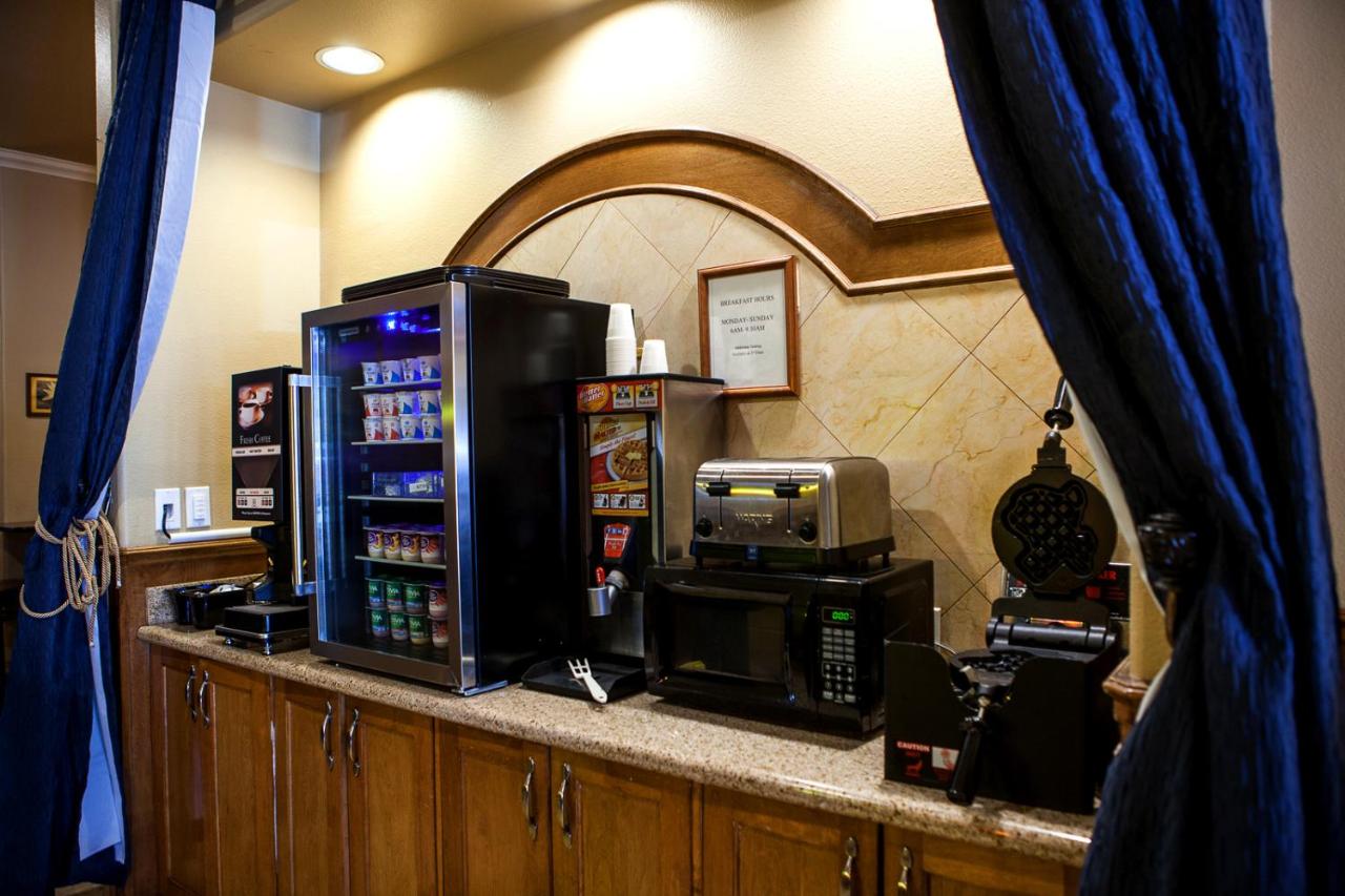 | O'Brien Riverwalk Boutique Hotel