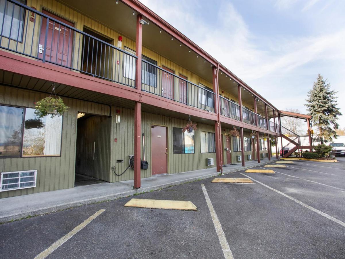 | Arlington Motor Inn