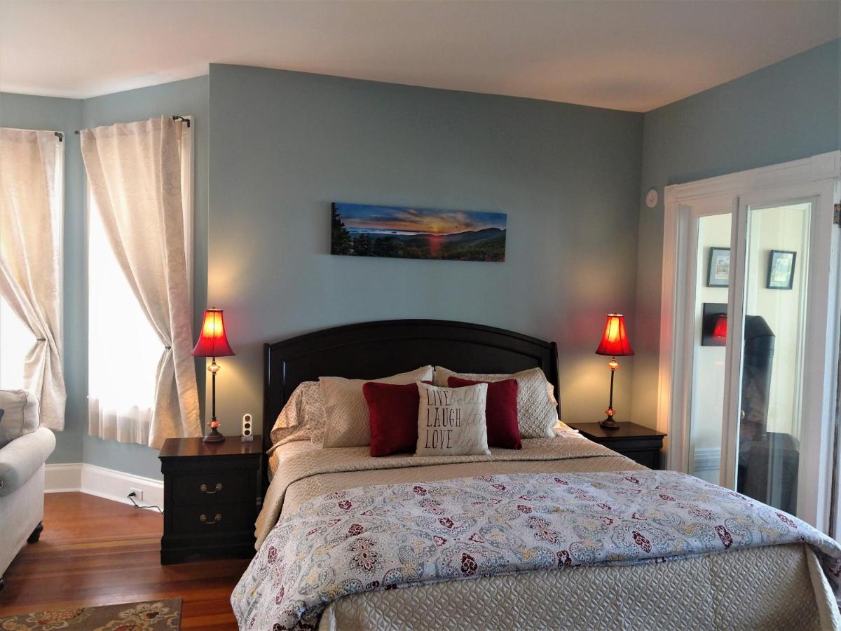  | Saltair Inn Waterfront B&B