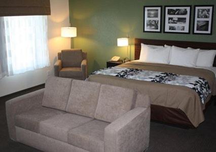  | Sleep Inn & Suites Garden City