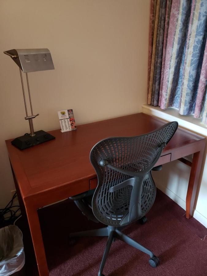 | Huntingdon Motor Inn
