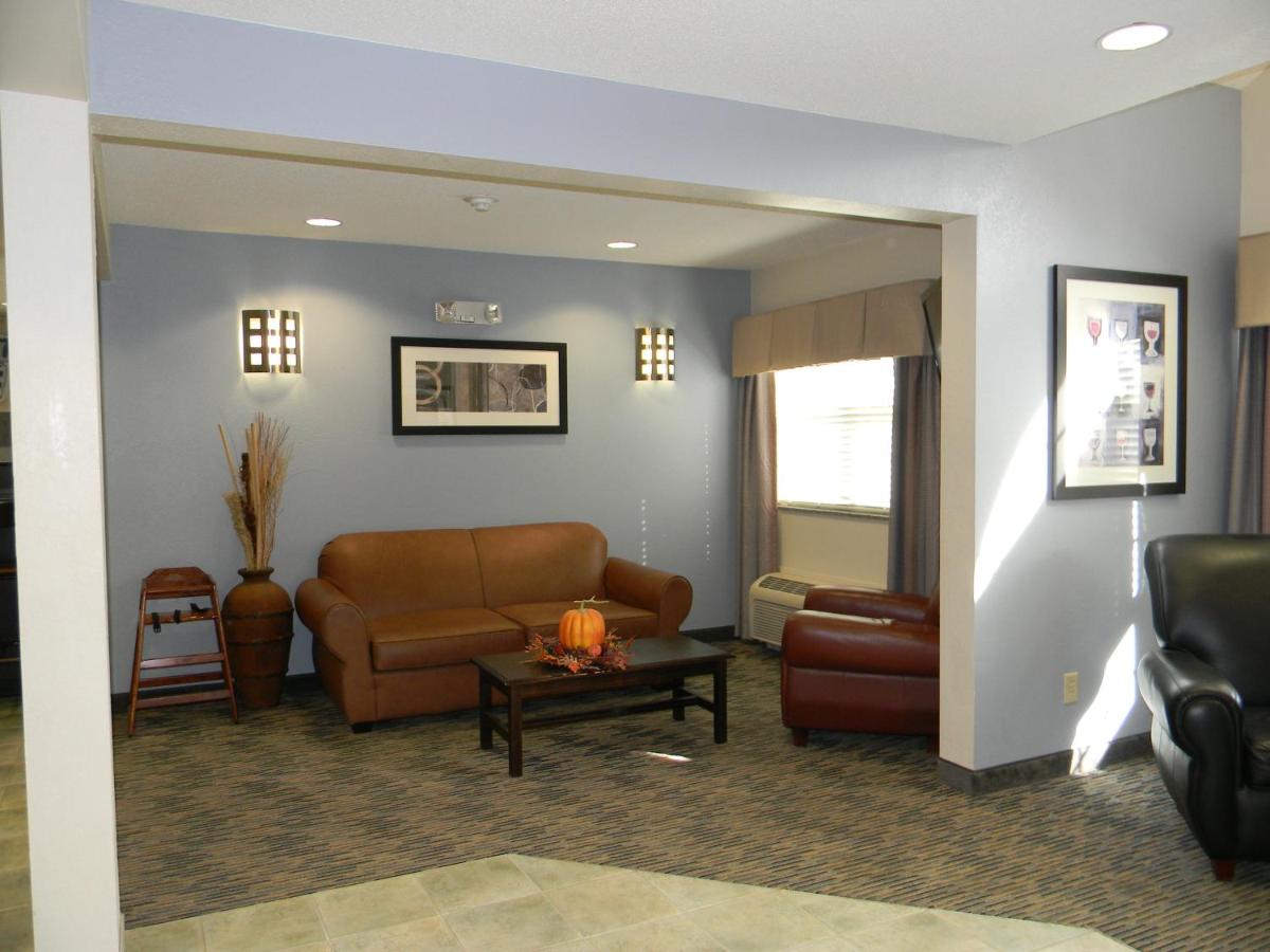 | Microtel Inn & Suites Bath