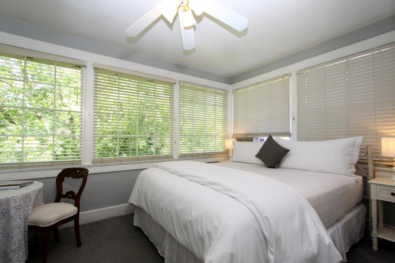 | The Napa Inn