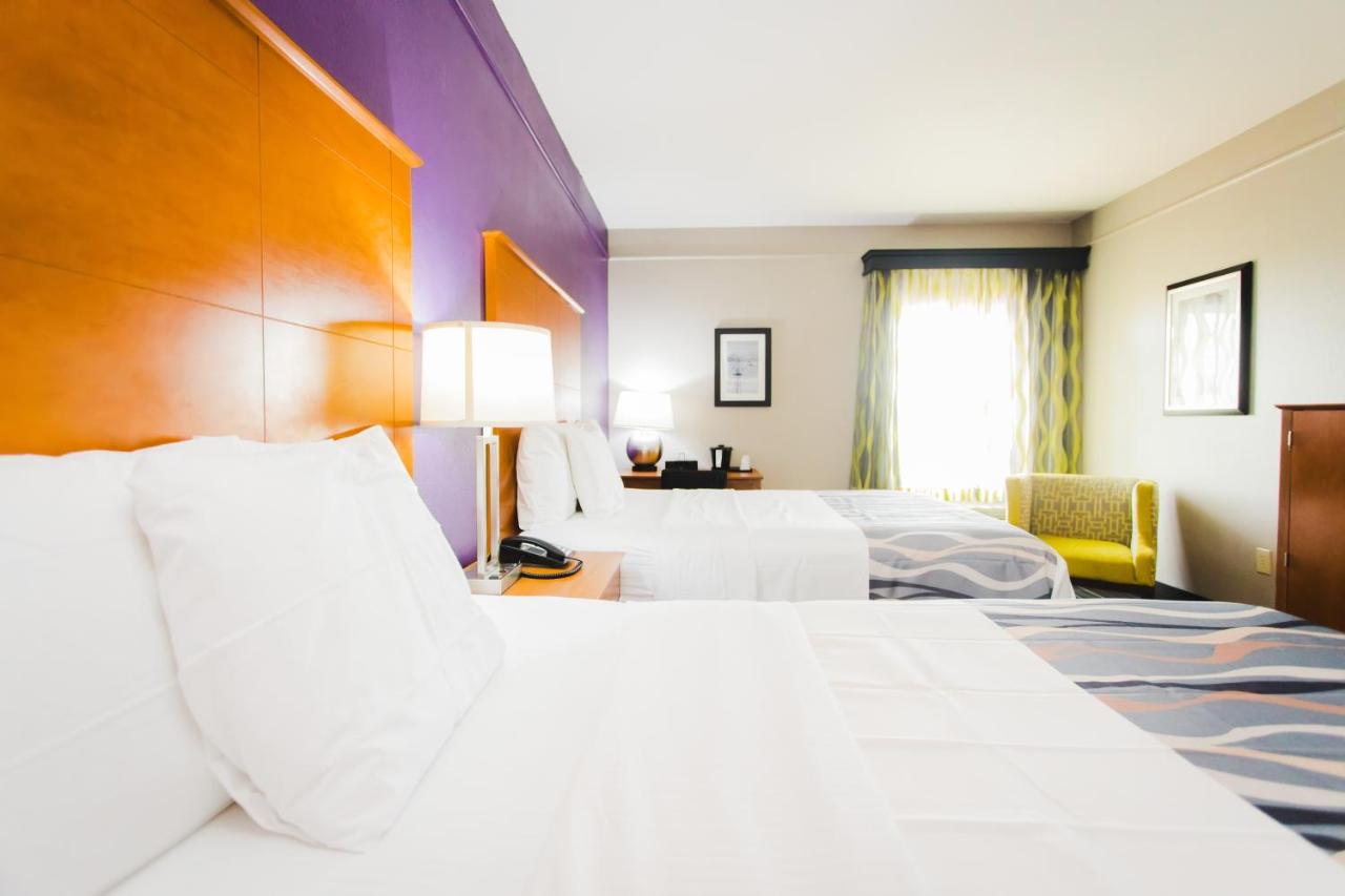 Standard Two Queen Bed at Palacio Royale Inn Signature Katy