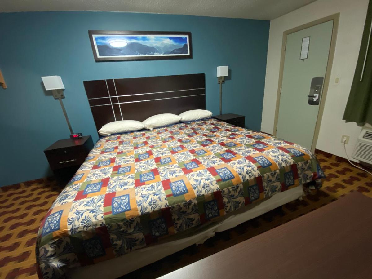 | Lodge Inn Wrightstown - Fort Dix