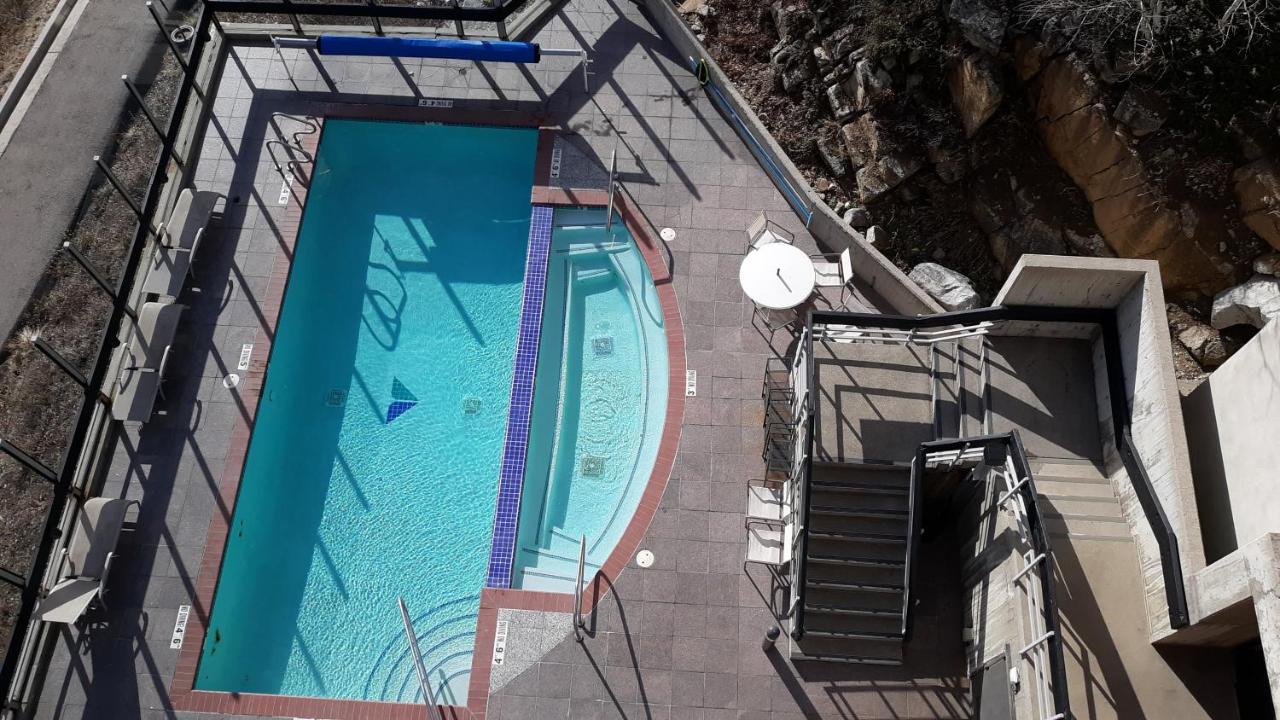 | Inn at Snowbird