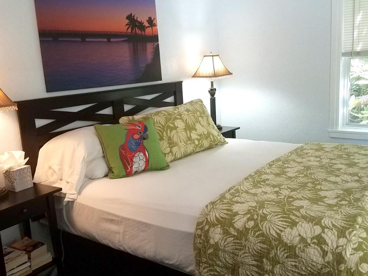 Apartment with Balcony at Suite Dreams Inn by the beach