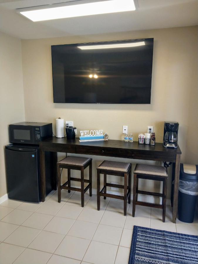 Deluxe Suite at Caribbean Shores Waterfront Resort