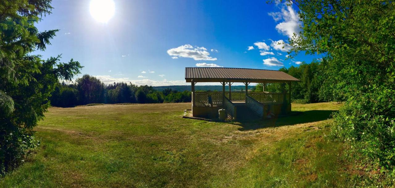 | Chehalis Camping Resort One-Bedroom Cabin 2