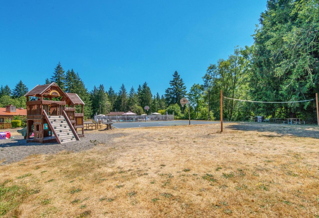 | Chehalis Camping Resort Studio Cabin 3