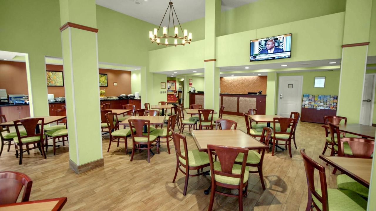 | Galleria Palms Orlando