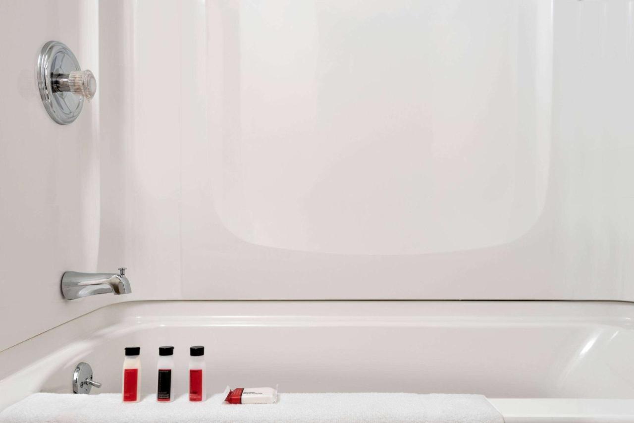 Double Room with Two Double Beds - Non-Smoking at Super 8 by Wyndham Liverpool/Syracuse North Airport