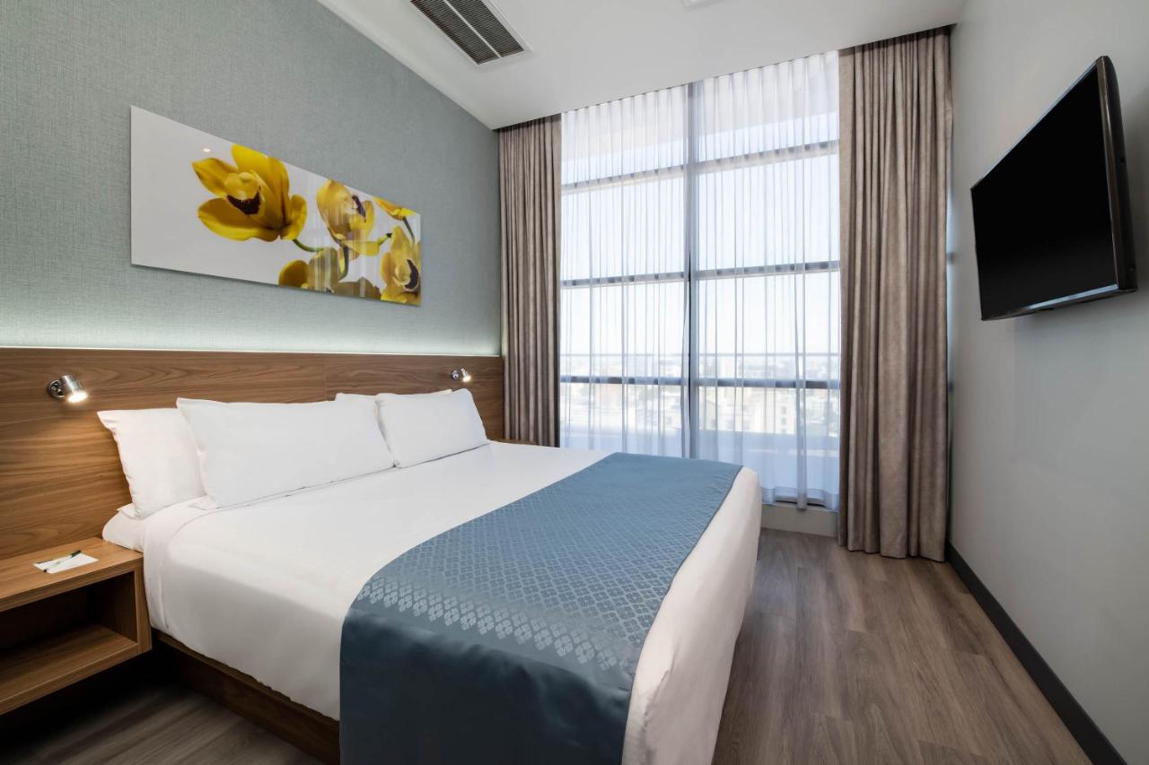 King Suite - Non-Smoking at Wingate by Wyndham Long Island City