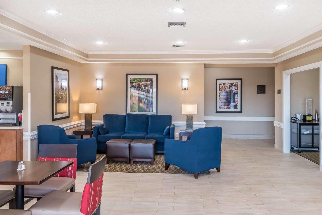 | Comfort Inn San Antonio