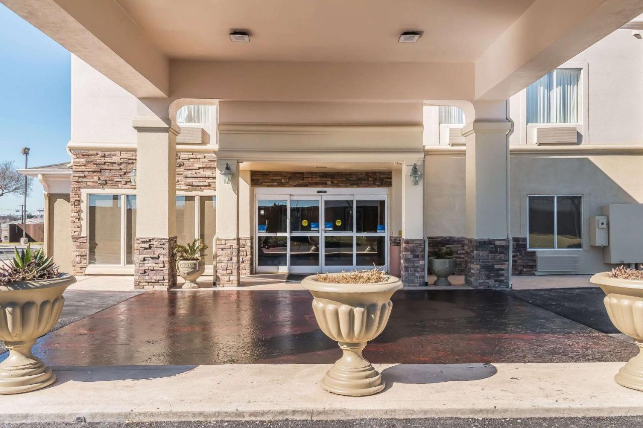 | Comfort Inn San Antonio