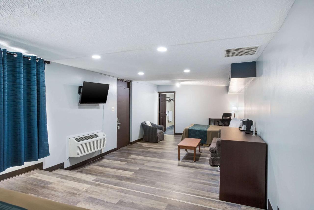 | Rodeway Inn Hammonton