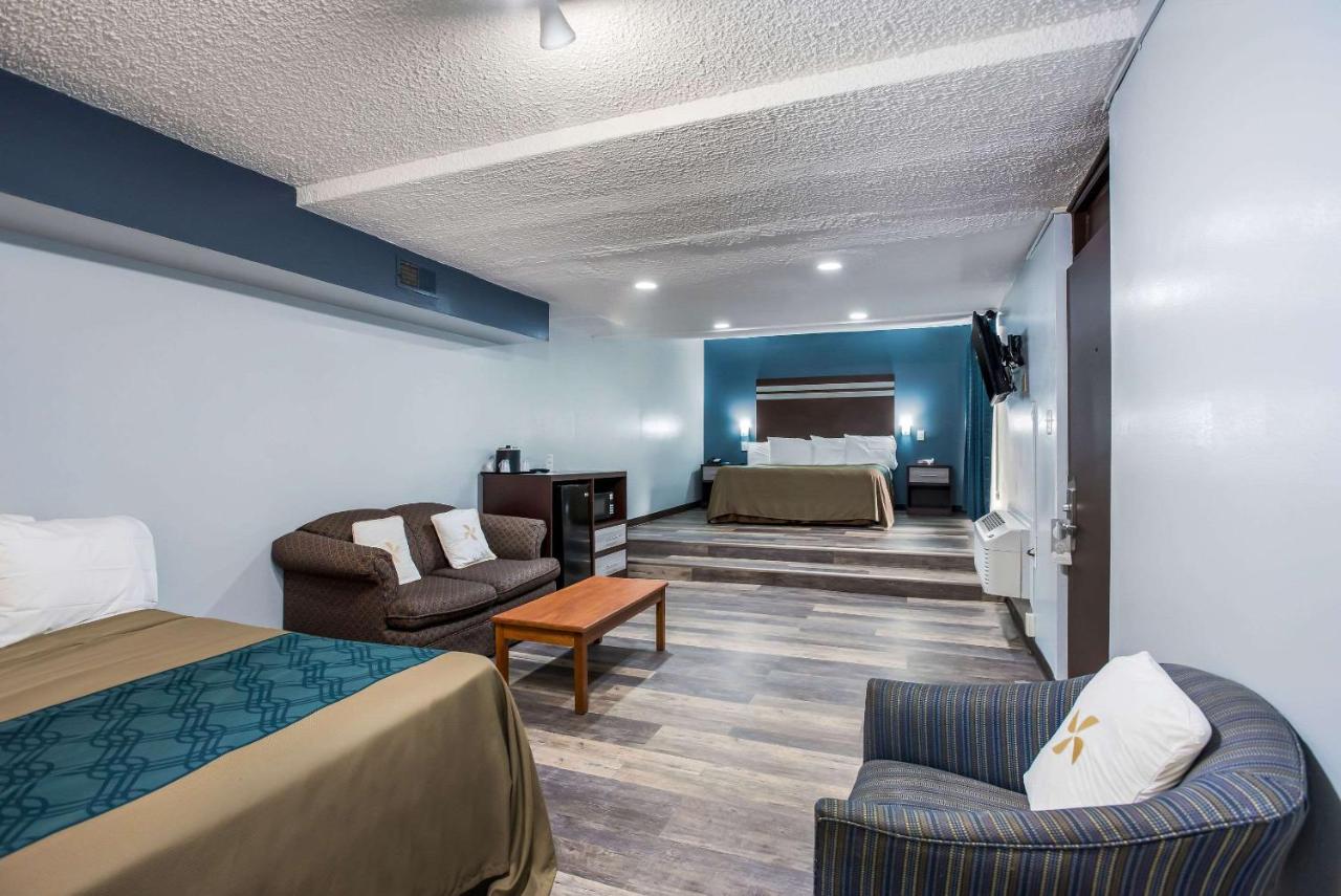 | Rodeway Inn Hammonton
