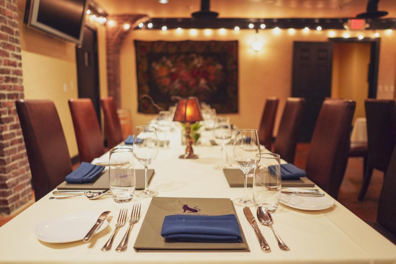 | Reluctant Panther Inn & Restaurant