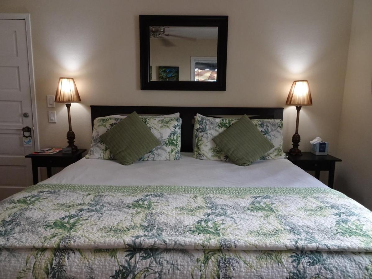 | Suite Dreams Inn by the beach