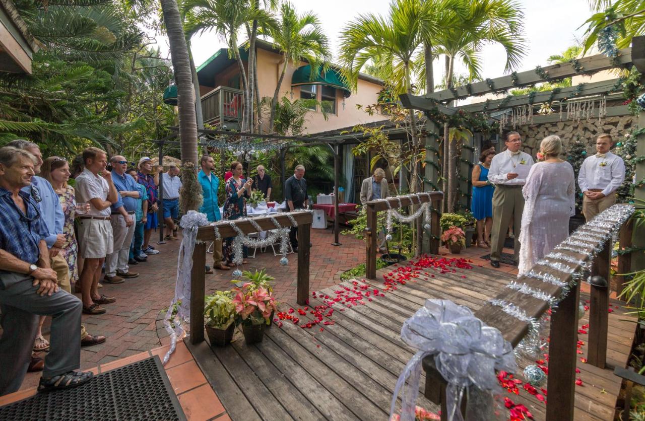 | Suite Dreams Inn by the beach