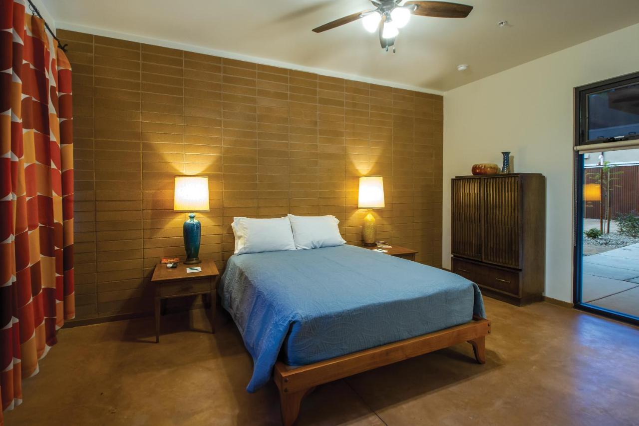  | The Downtown Clifton Hotel