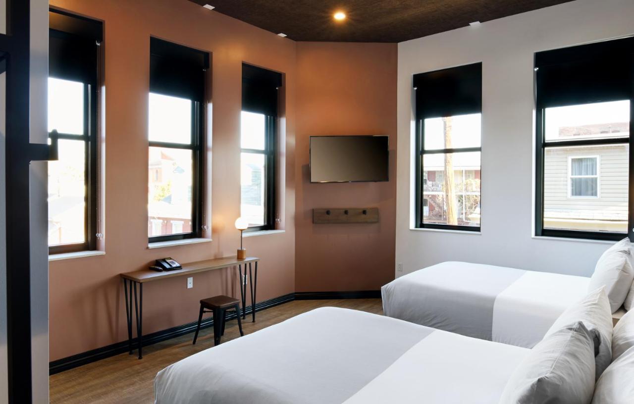 Queen Room with Two Queen Beds - Non-Smoking at TRYP by Wyndham Pittsburgh/Lawrenceville