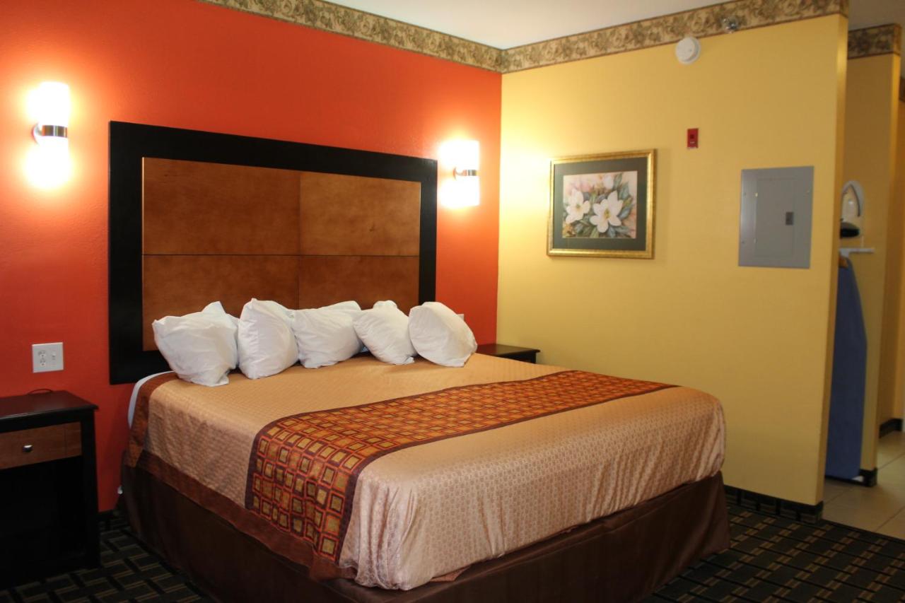  | Magnolia Inn and Suites Southaven