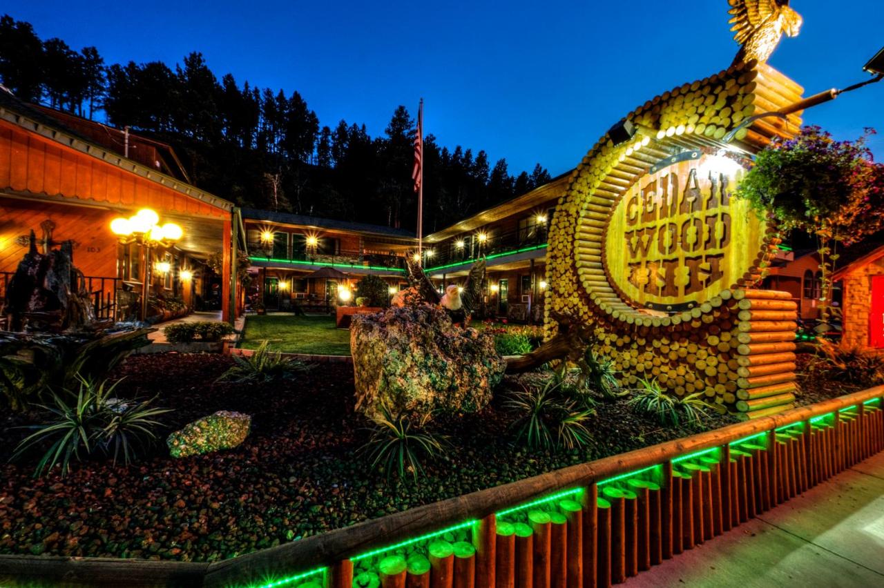  | Cedar Wood Inn