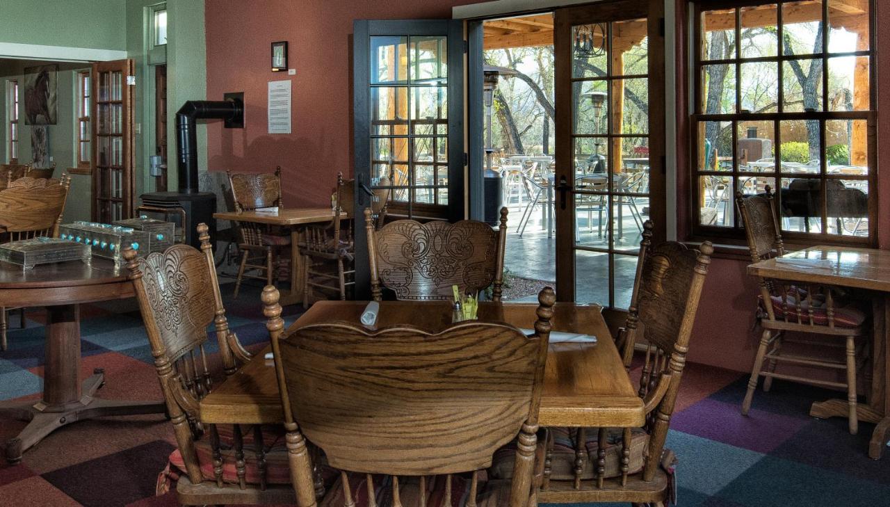 | Abiquiu Inn