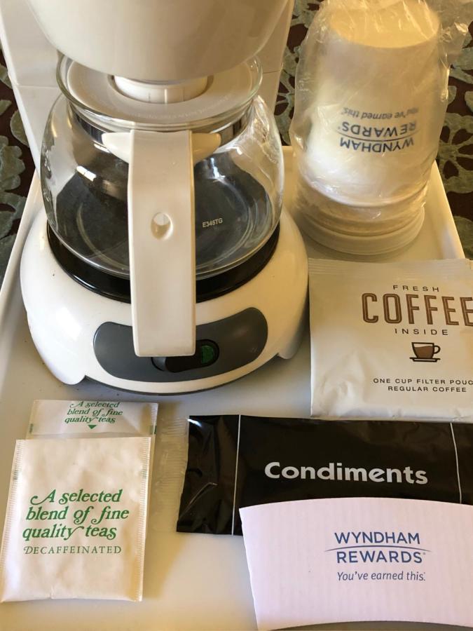 King Room - Disability Access/Non-Smoking at Days Inn by Wyndham Iron Mountain