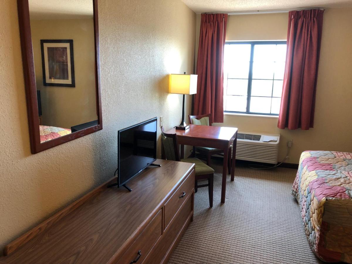 Triple Studio Suite - Non-Smoking at Days Inn by Wyndham Iron Mountain