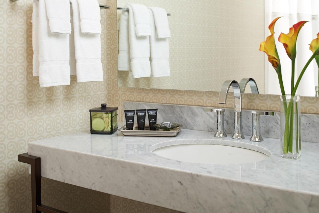 | Kimpton Hotel Vintage Seattle, an IHG Hotel