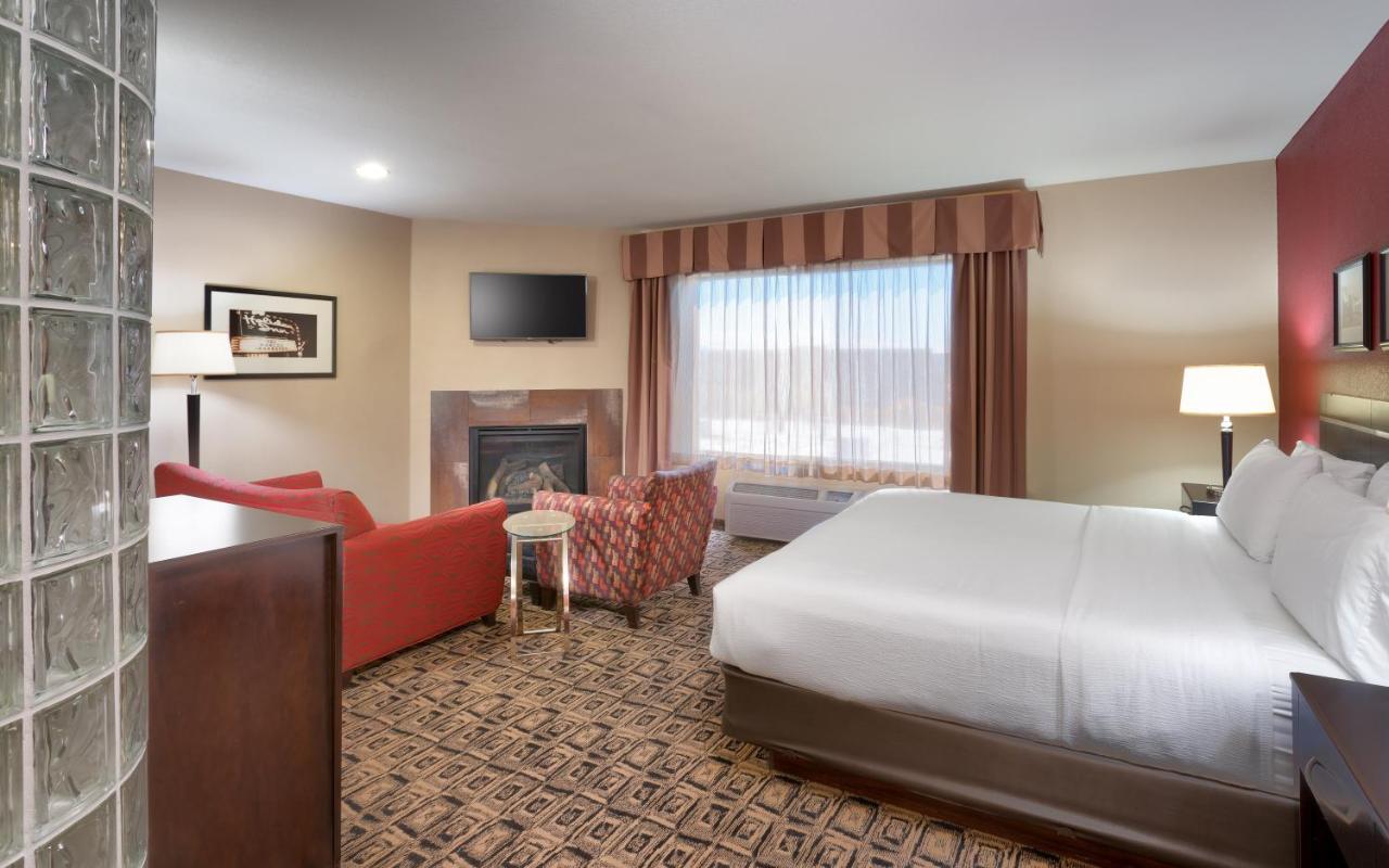 Presidential Suite at Holiday Inn Hotel & Suites Salt Lake City-Airport West by IHG