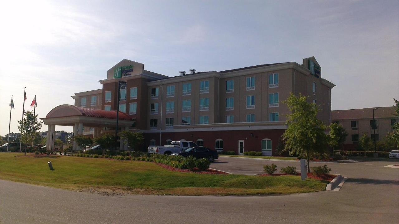  | Holiday Inn Express Hotel & Suites Smithfield - Selma I -95, an IHG Hotel