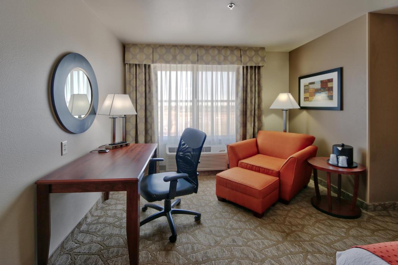 Executive King Room at Holiday Inn Roswell by IHG