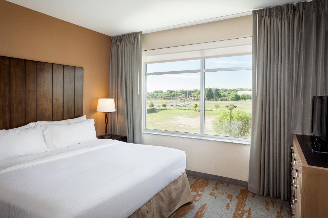 King Suite at Holiday Inn San Antonio Seaworld, an IHG Hotel