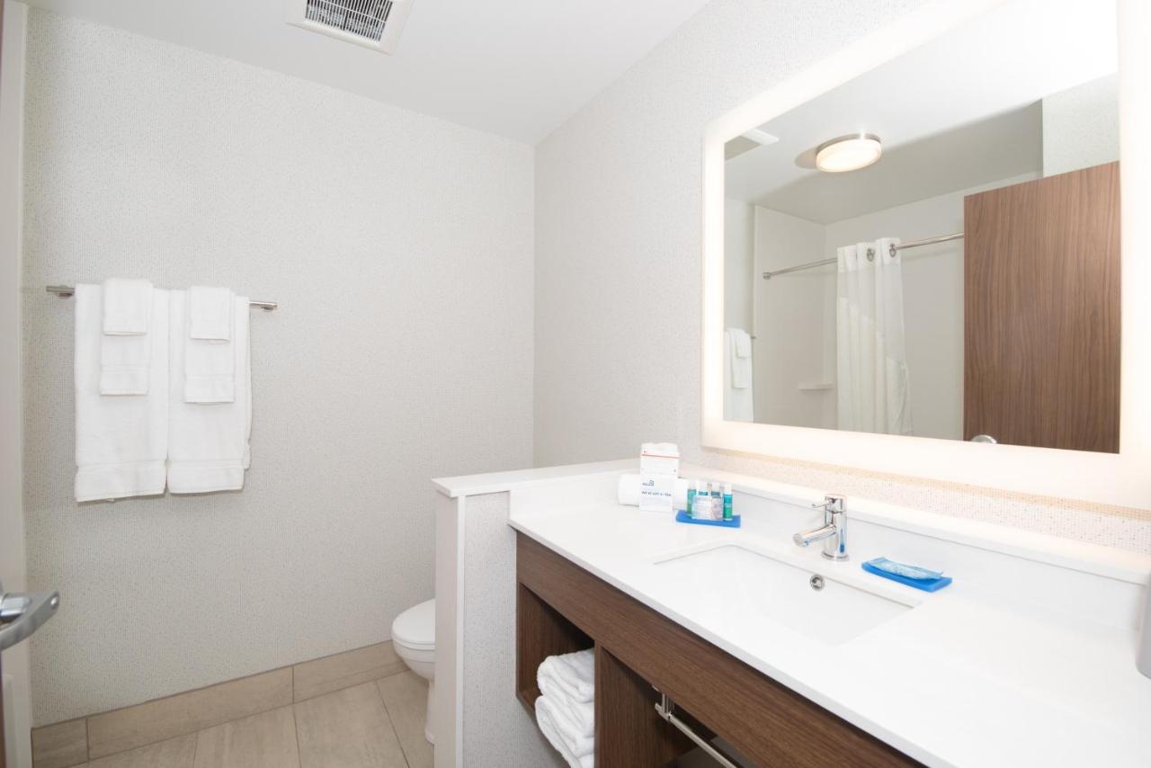 Room with Two Beds - Hearing Accessible - Non-Smoking at Holiday Inn Express and Suites-Lehi - Thanksgiving Point by IHG